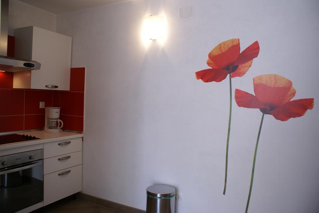 Apartment Adria Sun โพราต ภายนอก รูปภาพ